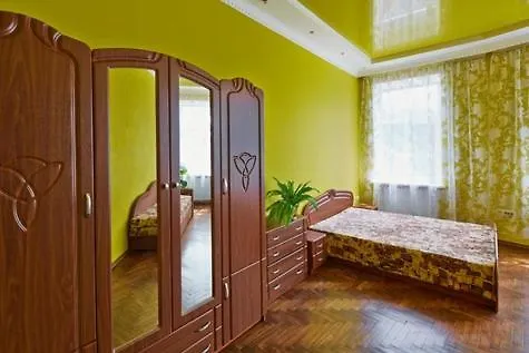 Two-Bedroom Возле Пл.Рынок Lviv 0*,